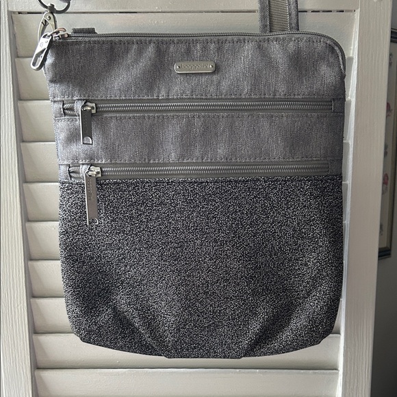 Baggallini Charcoal Messenger Bag - Picture 1 of 5